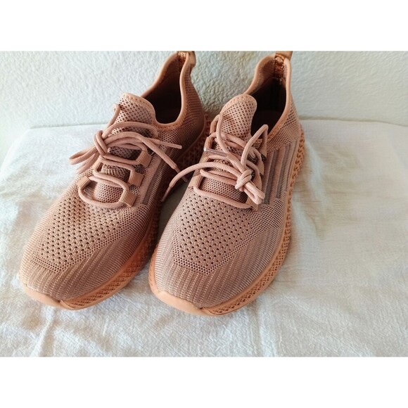 cuccoo Shoes - Cuccoo Brand Light Tan/ Pink Women's Athletic Sneakers Size 6.5